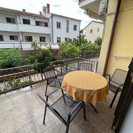 Holiday Apartments Sonne Rovinj Exteriör bild