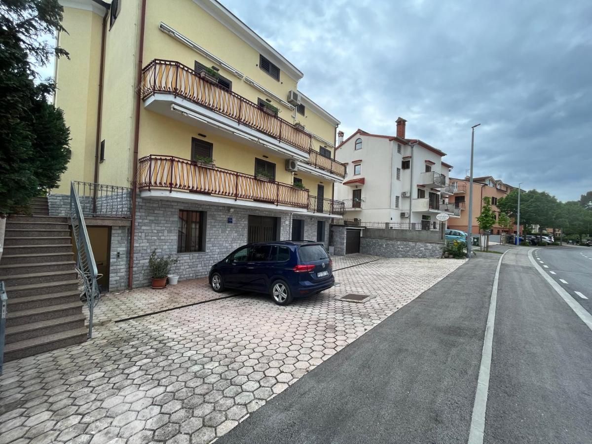 Holiday Apartments Sonne Rovinj Exteriör bild