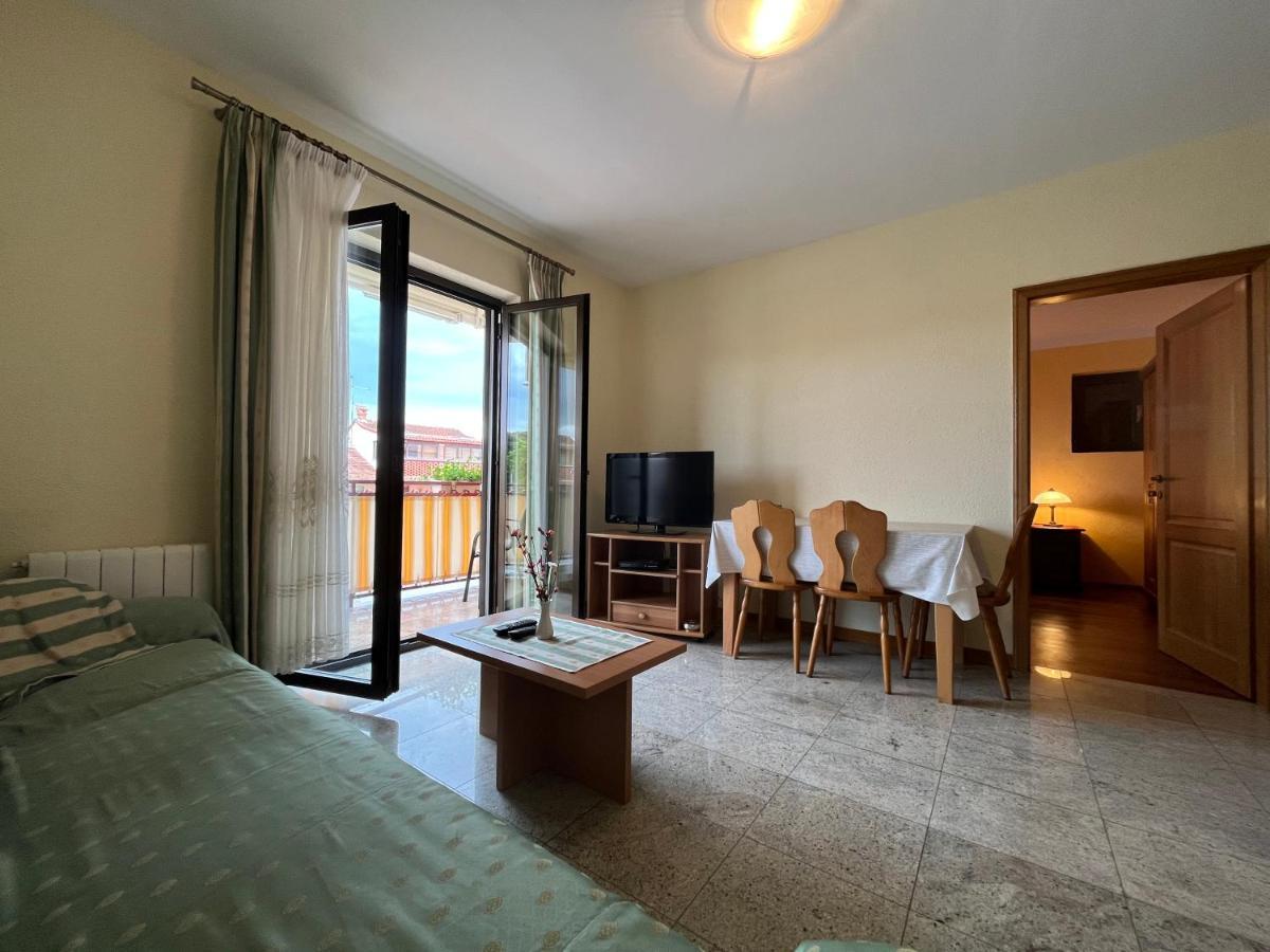 Holiday Apartments Sonne Rovinj Exteriör bild