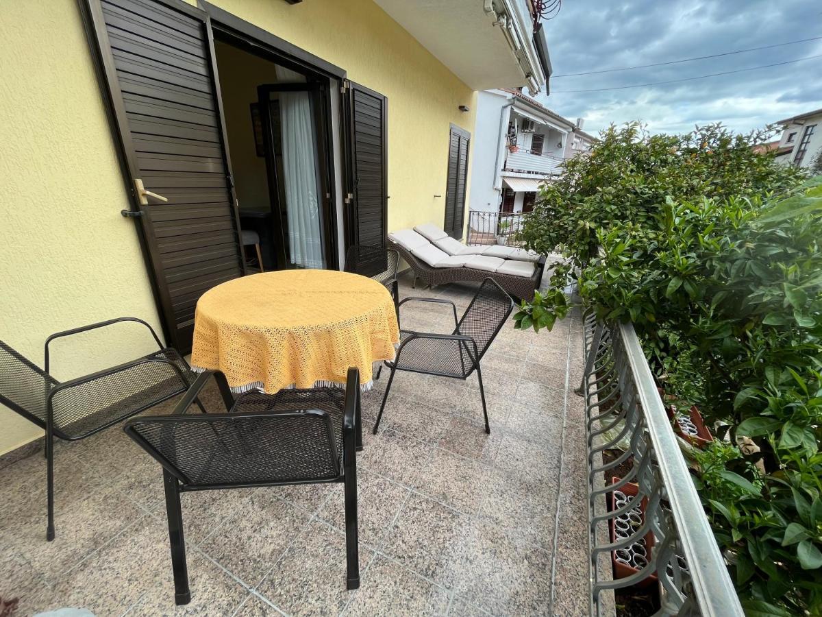 Holiday Apartments Sonne Rovinj Exteriör bild